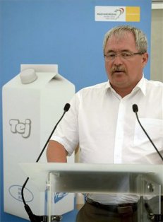 Dr. Fazekas Sándor földművelésügyi miniszter